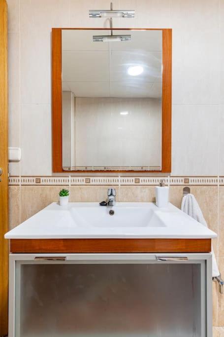 Amplio Piso Para Disfrutar Del Centro De Malaga Con Parking Gratuito Exterior foto