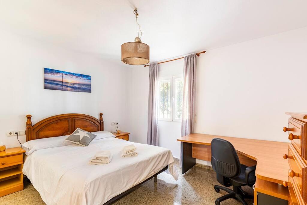Amplio Piso Para Disfrutar Del Centro De Malaga Con Parking Gratuito Exterior foto