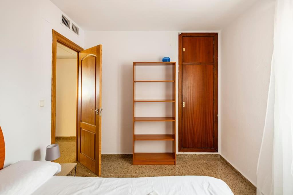 Amplio Piso Para Disfrutar Del Centro De Malaga Con Parking Gratuito Exterior foto